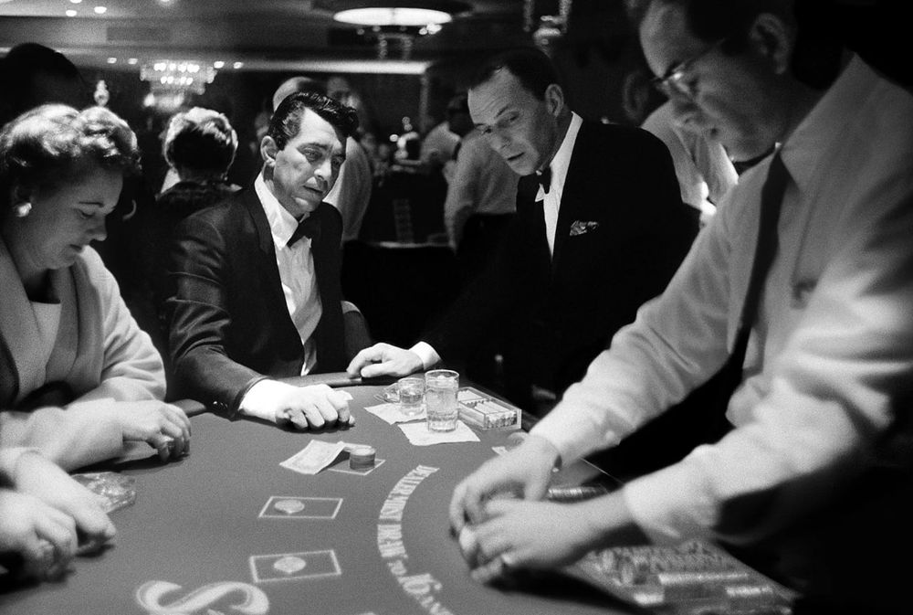 HHpoker24小时客服
